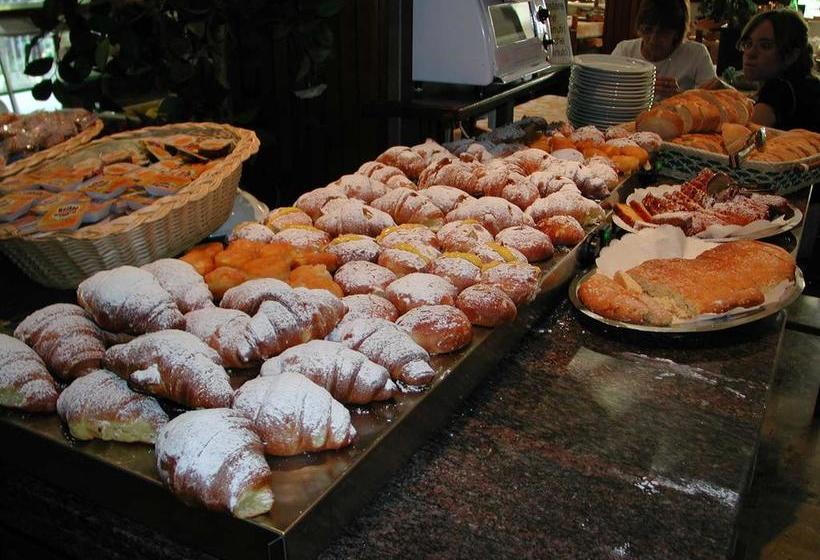 Hotel California  | Pinarella | Ravenna | Italia 9