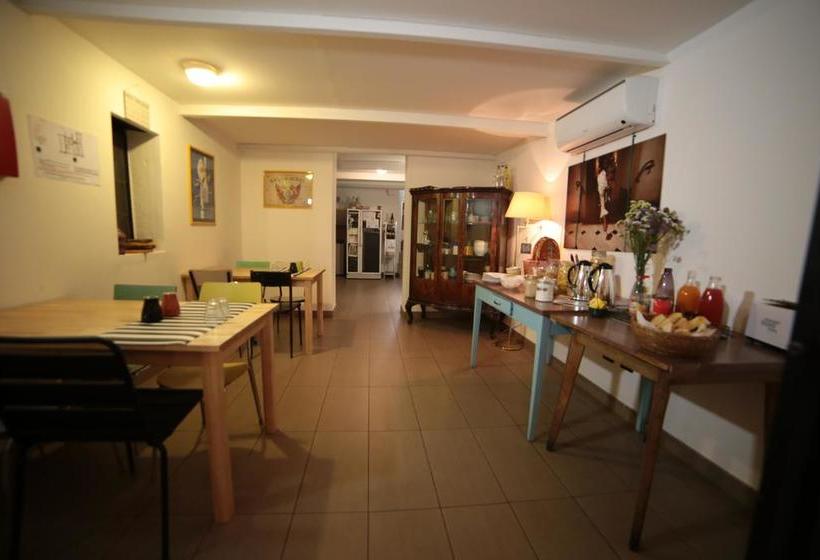 Abbey Hostel  | Genova | Genova | Italia 1