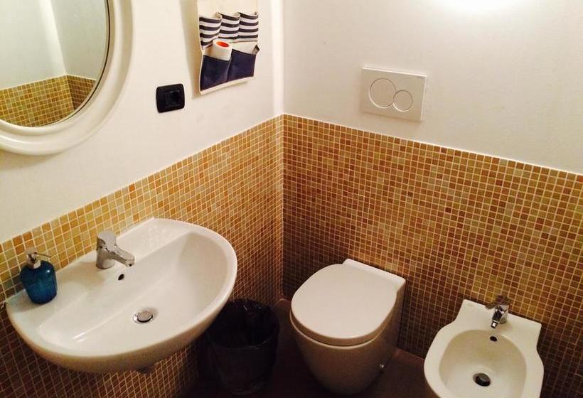 Abbey Hostel  | Genova | Genova | Italia 7