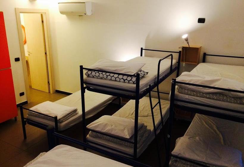 Abbey Hostel  | Genova | Genova | Italia 8
