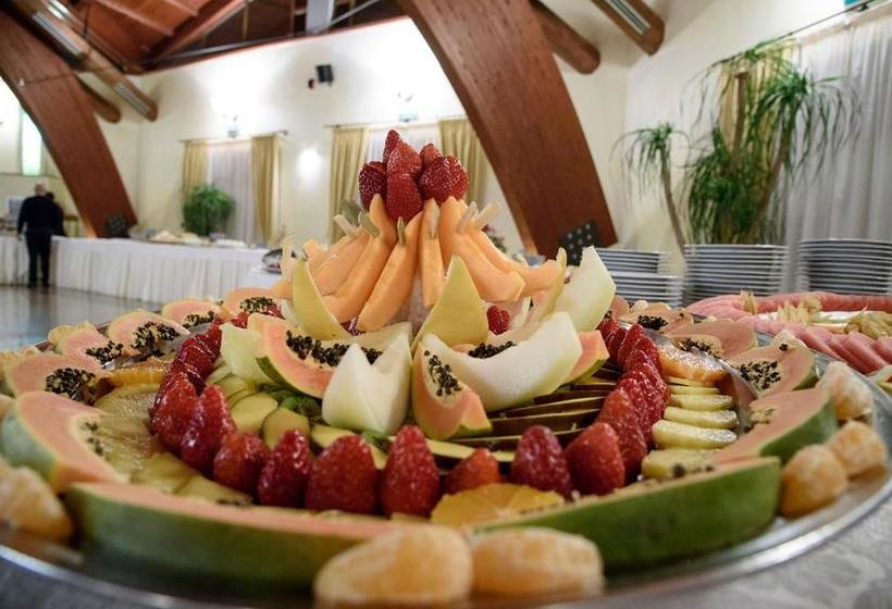 Hotel Ristorante San Raffaele  | Castelluccio Inferiore | Potenza | Italia 15