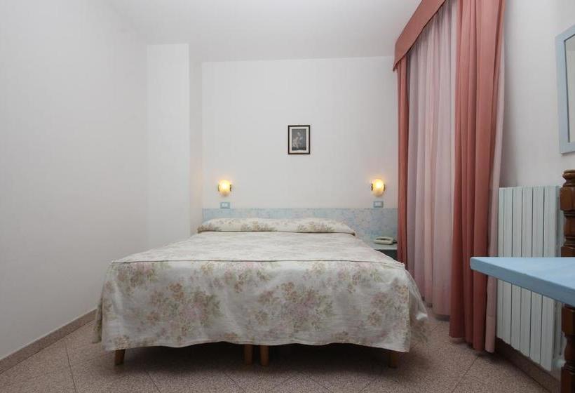 Hotel Piemontese  | Impéria | Imperia | Itália 13