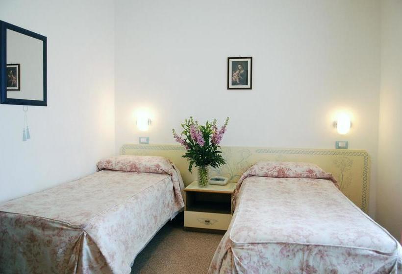 Hotel Piemontese  | Impéria | Imperia | Itália 15