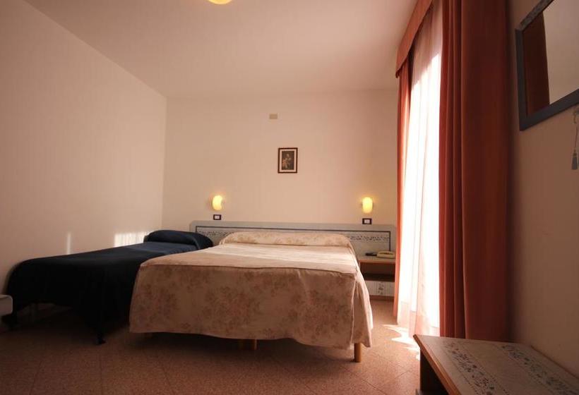 Hotel Piemontese  | Impéria | Imperia | Itália 19