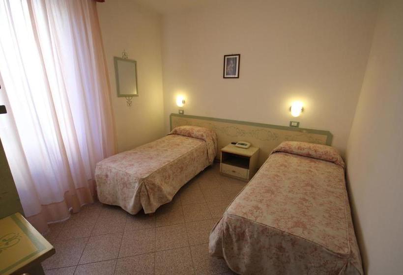 Hotel Piemontese  | Impéria | Imperia | Itália 8