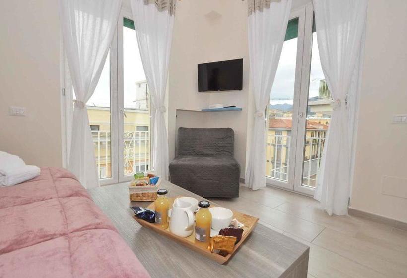 Bed and Breakfast Residenza Eleonora  | Salerno | Salerno | Italia 8