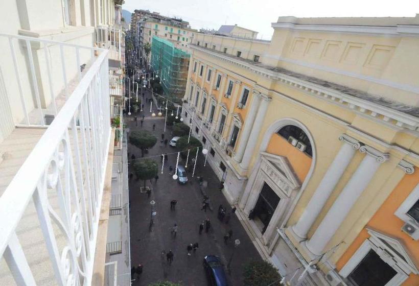 Bed and Breakfast Residenza Eleonora  | Salerno | Salerno | Italia 9