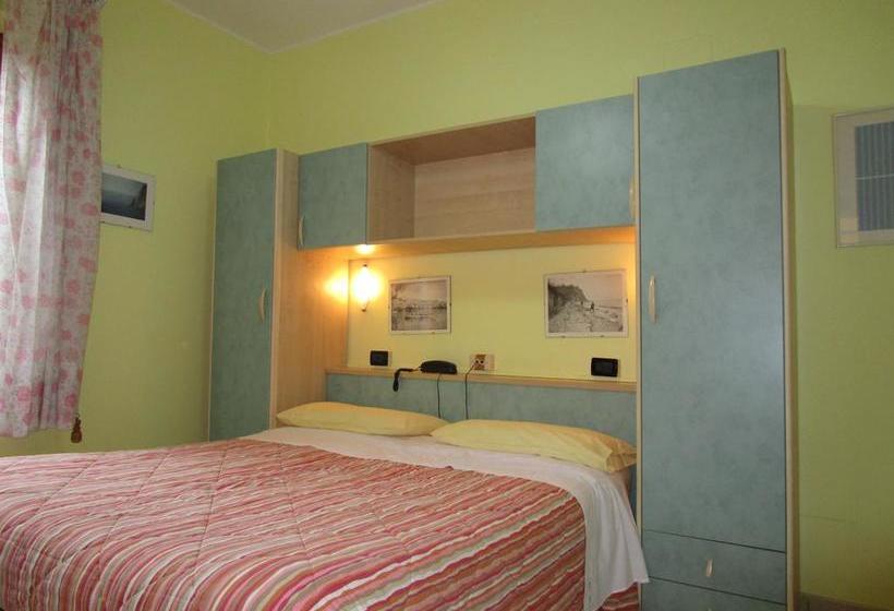 Hotel Albergo Primavera  | Senigallia | Ancona | Italia 15