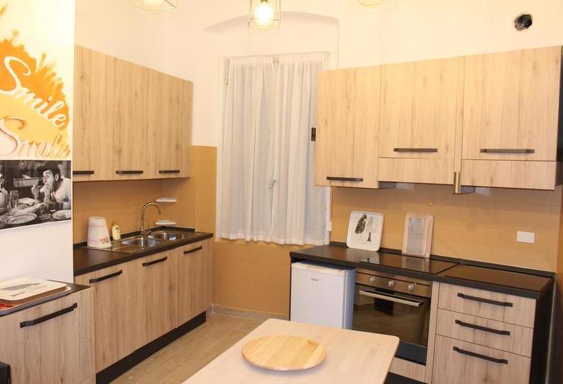 Ostello Victoria House  | Genova | Genova | Italia 17