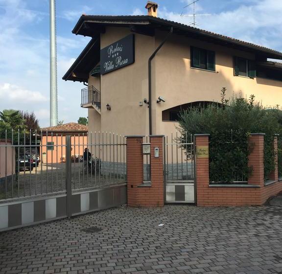 Bed and Breakfast Relais Villa Rosa  | Pero | Milano | Italia 2