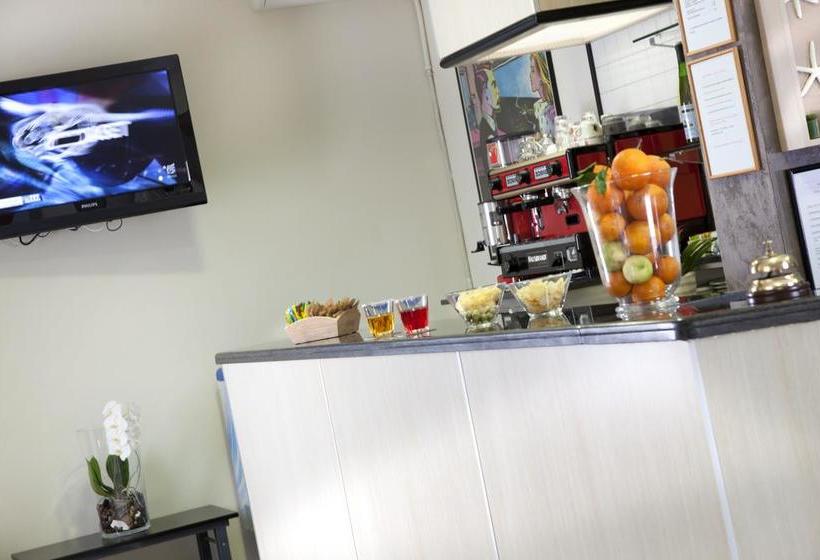 Hotel Villa Perazzini  | Rimini | Rimini | Italia 10