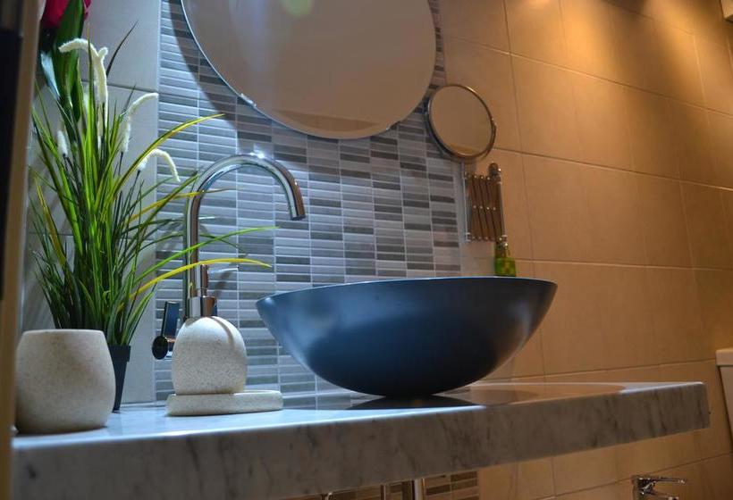 Bed and Breakfast Il Cortiletto Di Piazza Verga  | Catania | Catania | Italy 18