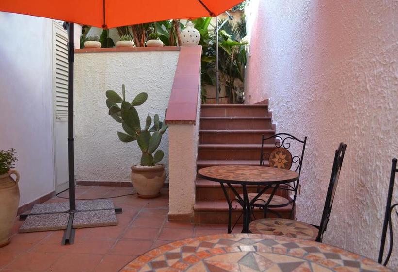 Bed and Breakfast Il Cortiletto Di Piazza Verga  | Catania | Catania | Italy 4