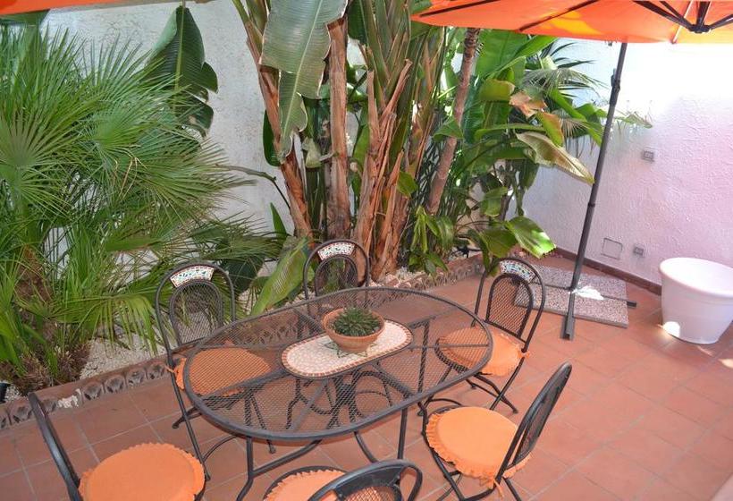 Bed and Breakfast Il Cortiletto Di Piazza Verga  | Catania | Catania | Italy 5