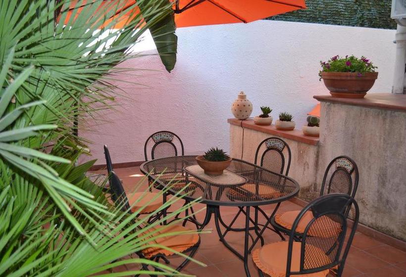 Bed and Breakfast Il Cortiletto Di Piazza Verga  | Catania | Catania | Italy 6