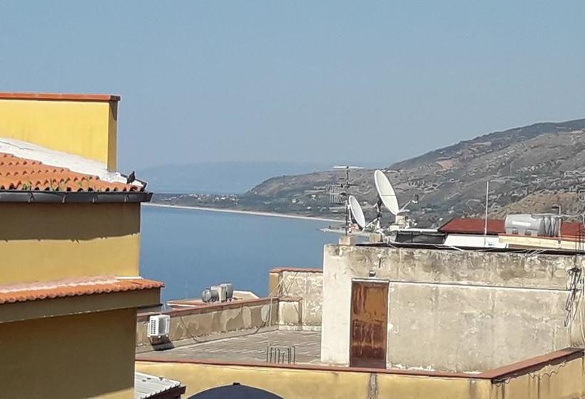 B&b Maia House  | Santo Stefano di Camastra | Messina | Italia 8