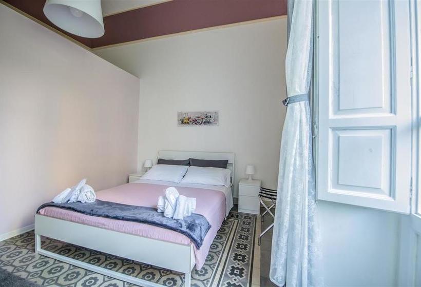Bed and Breakfast La Finestra Sul Massimo  | Palermo | Palermo | Italia 2