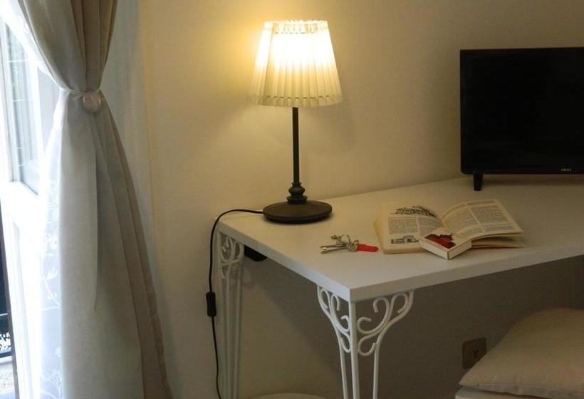 Bed and Breakfast La Finestra Sul Massimo  | Palermo | Palermo | Italia 20