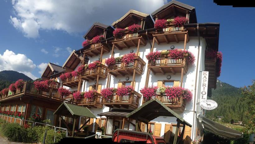 Hotel Kapriol  | Castello Tesino | Trento | Italy 14