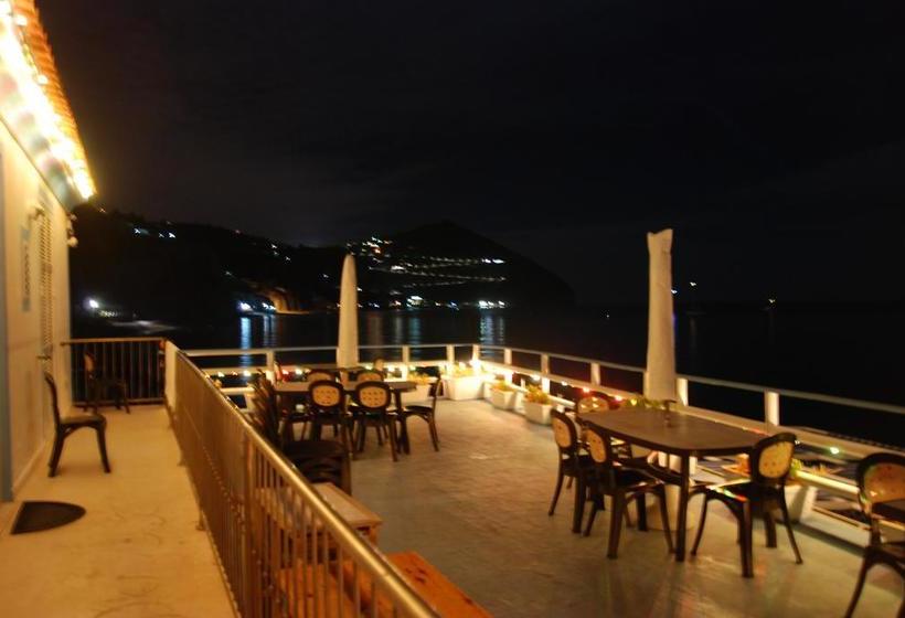 Bed and Breakfast Meublè Emanuela  | Ischia | Napoli | Italia 2