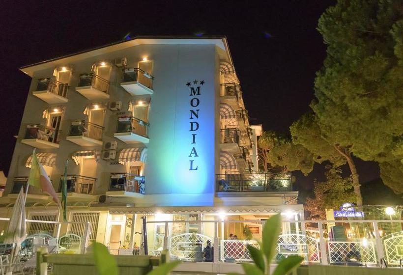 Hotel Mondial  | Pinarella | Ravenna | Italia 10