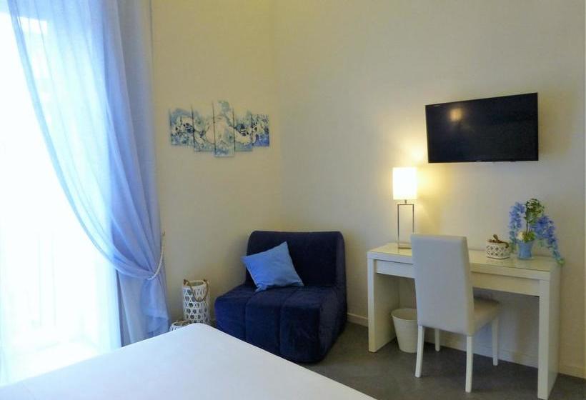 Bed and Breakfast Sotto Le Stelle Ai Decumani  | Napoli | Napoli | Italia 18