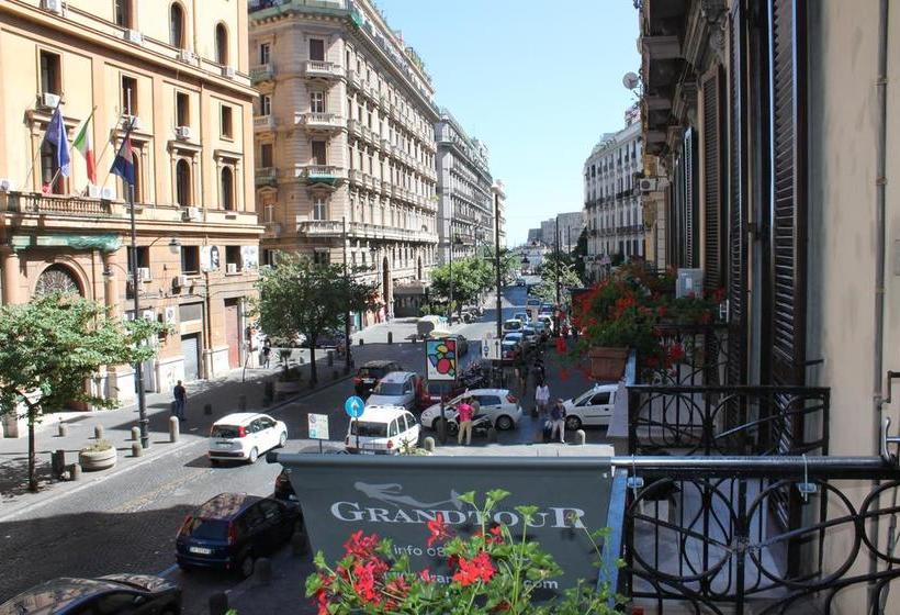 Bed and Breakfast Grand Tour 4rooms  | Napoli | Napoli | Italia 12