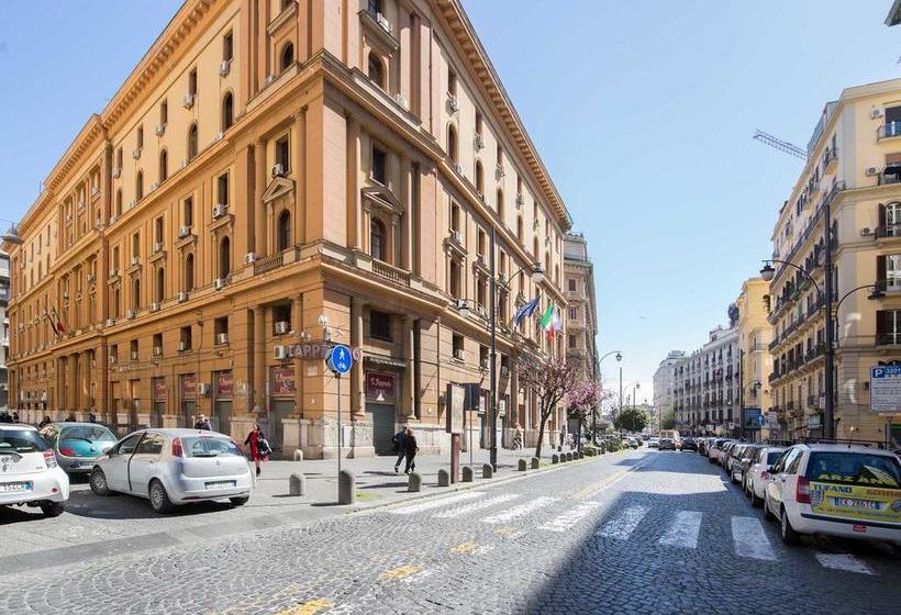 Bed and Breakfast Grand Tour 4rooms  | Napoli | Napoli | Italia 15