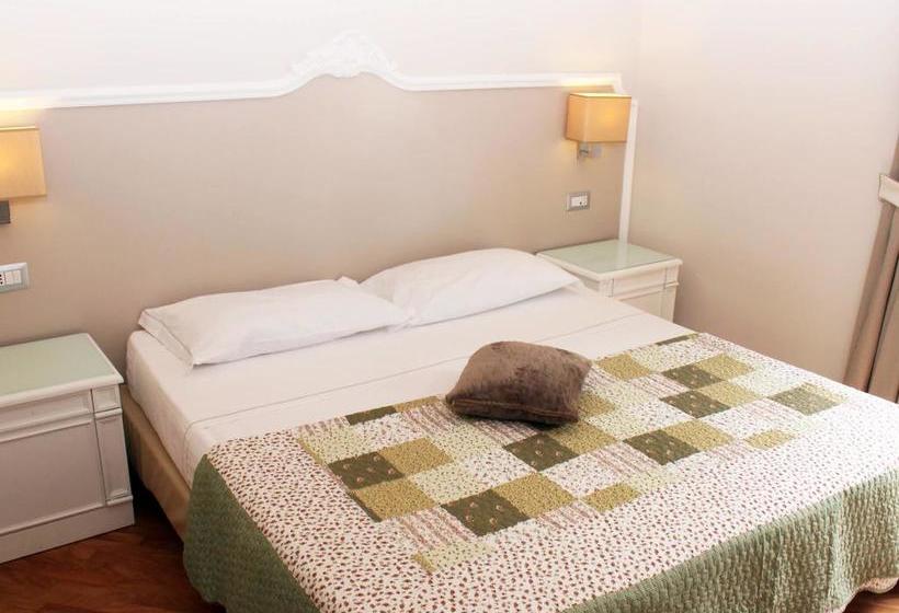 Bed and Breakfast Grand Tour 4rooms  | Napoli | Napoli | Italia 18
