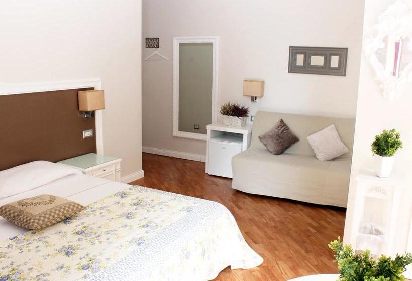 Bed and Breakfast Grand Tour 4rooms  | Napoli | Napoli | Italia 19