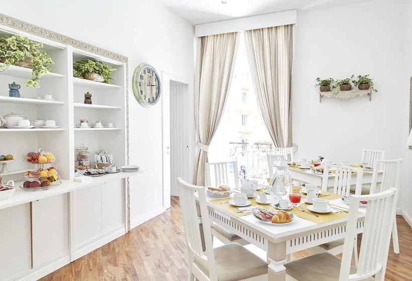 Bed and Breakfast Grand Tour 4rooms  | Napoli | Napoli | Italia 5