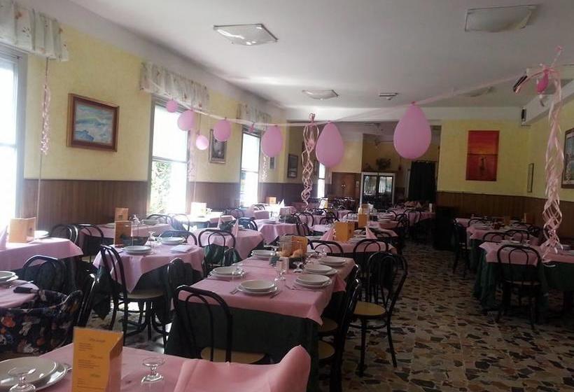 Hotel Moroni  | Rimini | Rimini | Italia 9