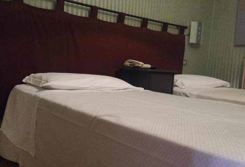 Hotel Mathis  | Fiorenzuola da'Arda | Piacenza | Italia 1