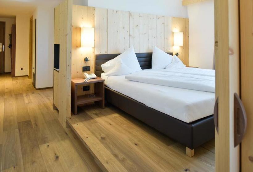 Vitalpina Wanderhotel Europa  | Siusi Allo Sciliar | Bolzano | Italia 12