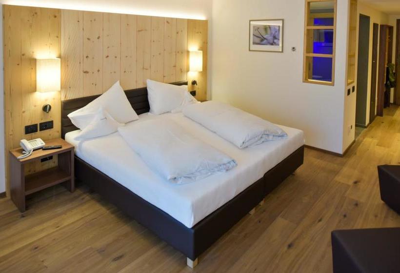 Vitalpina Wanderhotel Europa  | Siusi Allo Sciliar | Bolzano | Italia 13