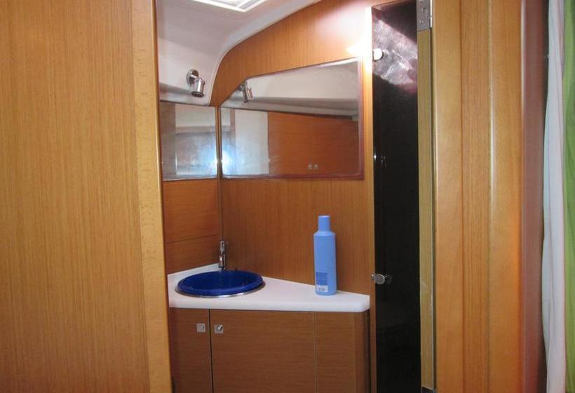 B&b Overjoyed Luan Boat  | Cagliari | Sardegna | Italia 5