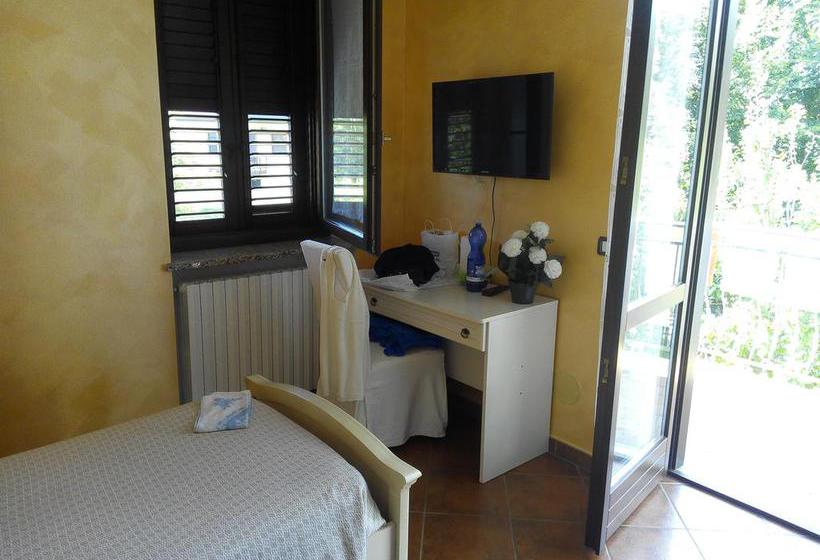 Bed and Breakfast Residenza Le Viole Casa Famiglia Per Anziani  | Mathi | Torino | Italia 16