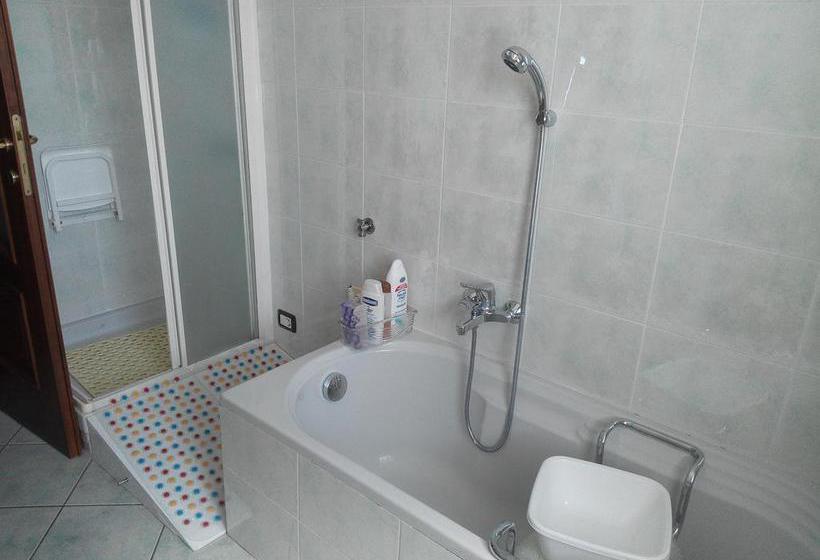 Bed and Breakfast Residenza Le Viole Casa Famiglia Per Anziani  | Mathi | Torino | Italia 5