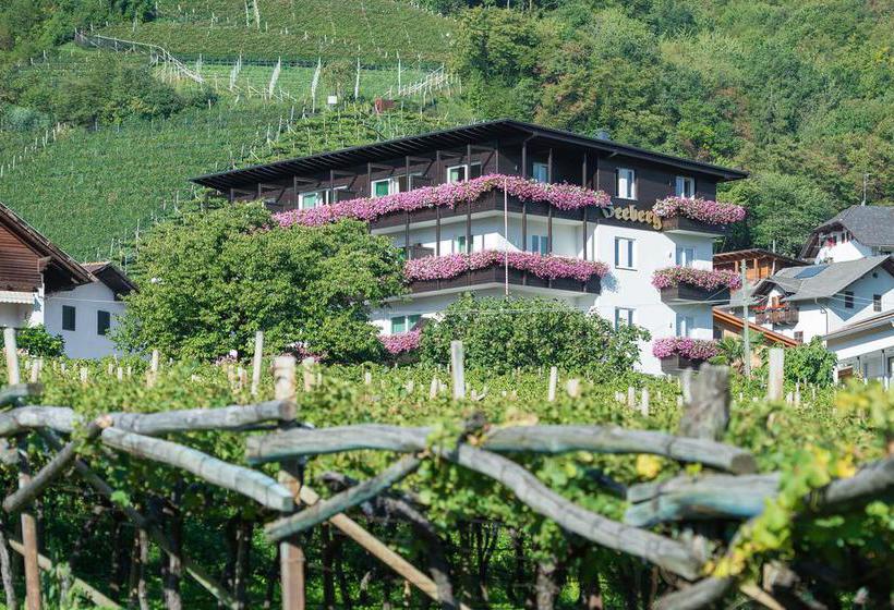 Hotel Seeberg Garni  | Caldaro Sulla Strada del Vino | Bolzano | Italia 14