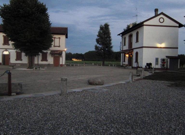 Bed And Breakfast Azienda Agricola Cascina Salazzara  | Magenta | Milano | Italia 12