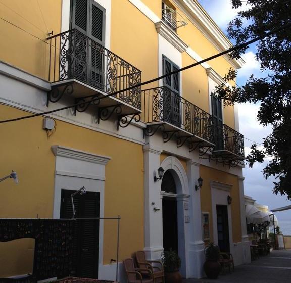 Hotel Mezzatorre  | Ventotene | Latina | Italia 12