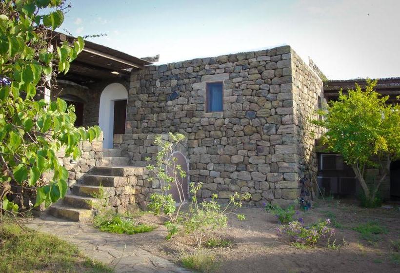 Resort Zubebi  | Pantelleria - Isola di Pantelleria | Trapani | Italia 1