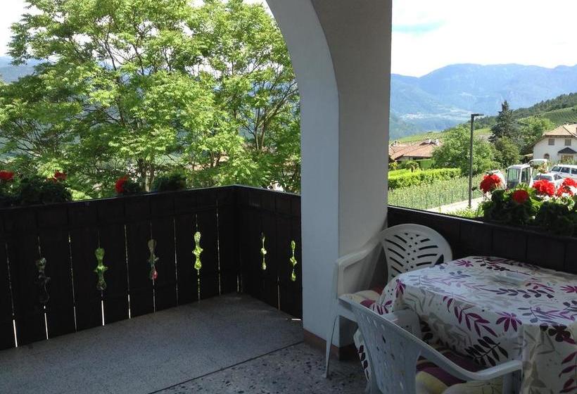 Bed and Breakfast Pension Latemar  | Caldaro Sulla Strada del Vino | Bolzano | Italia 13