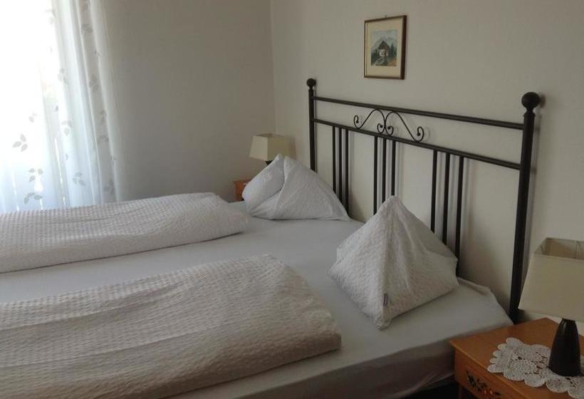 Bed and Breakfast Pension Latemar  | Caldaro Sulla Strada del Vino | Bolzano | Italia 14