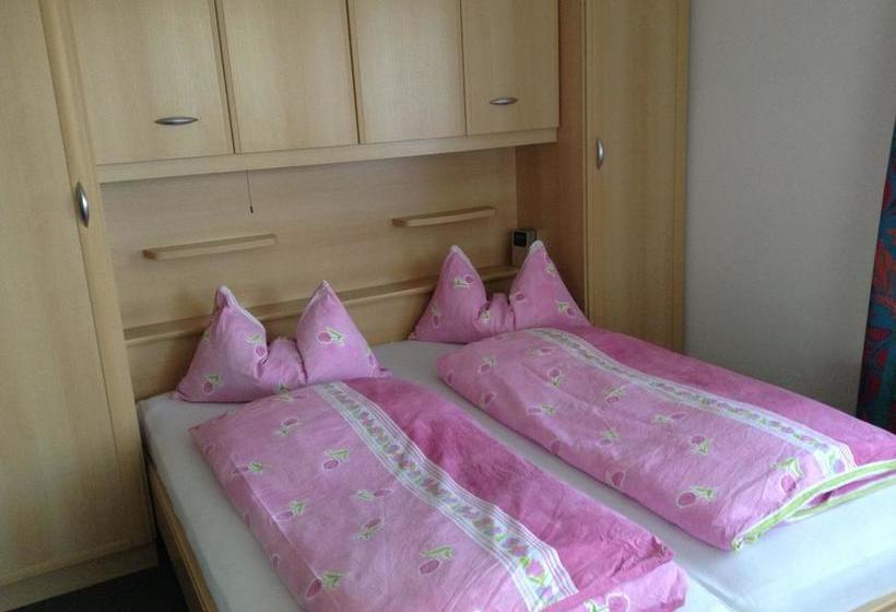 Bed and Breakfast Pension Latemar  | Caldaro Sulla Strada del Vino | Bolzano | Italia 15