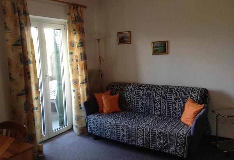 Bed and Breakfast Pension Latemar  | Caldaro Sulla Strada del Vino | Bolzano | Italia 18