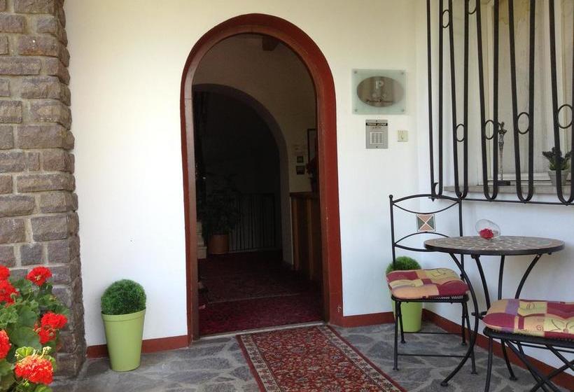 Bed and Breakfast Pension Latemar  | Caldaro Sulla Strada del Vino | Bolzano | Italia 4