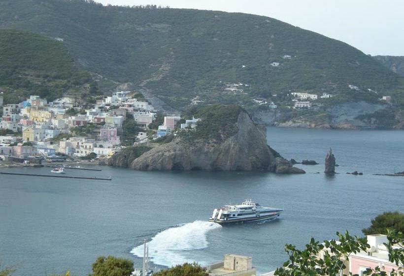 Bed and Breakfast Villa Pina  | Ponza - Ponza Isola | Latina | Italia 6