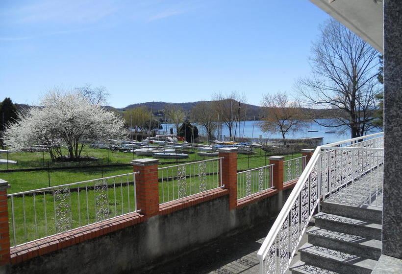 Bed and Breakfast Il Giardino Sul Lago  | Viverone | Biella | Italia 19