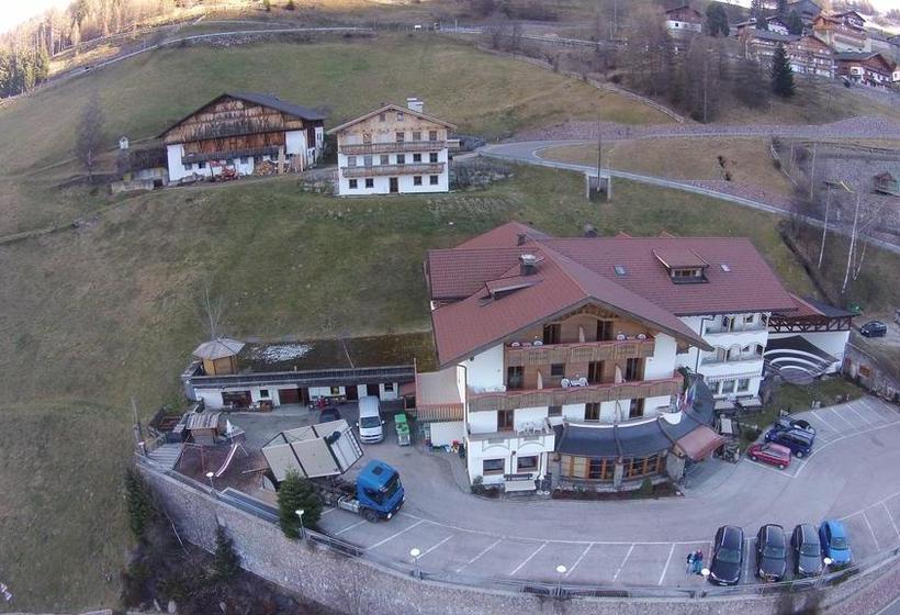 Hotel Kircherhof  | Sarentino | Bolzano | Italia 2